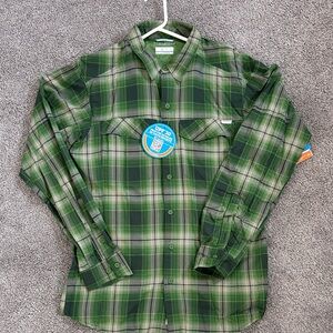 Columbia Men's Green Plaid Button Down Shirt